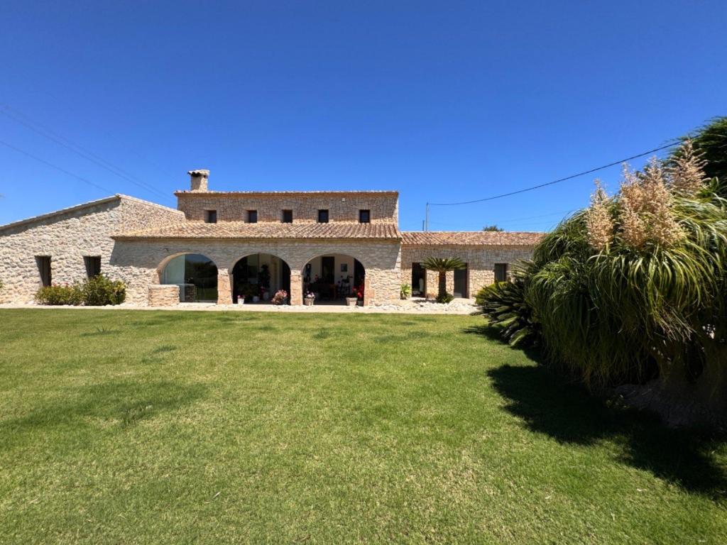 3 bed finca in Benissa