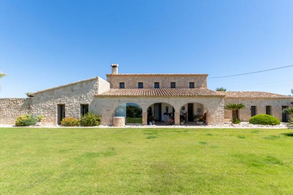 3 bed finca in Benissa