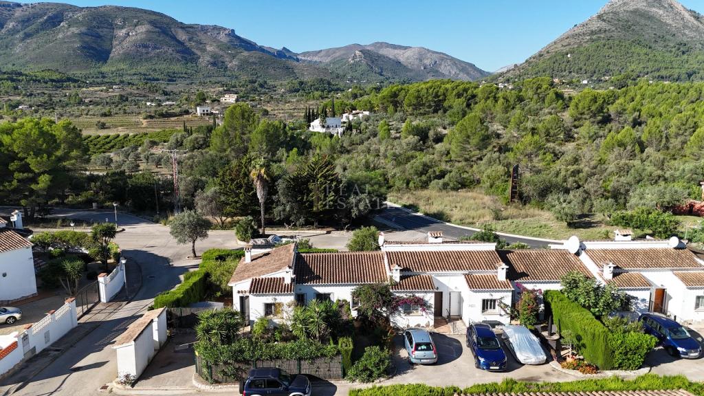 2 bed villa in Murla