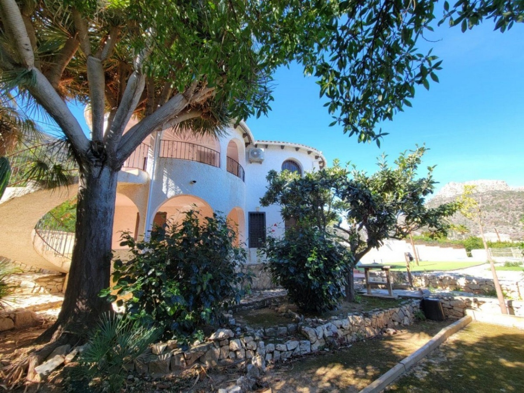4 bed casa / chalet in Calpe / Calp