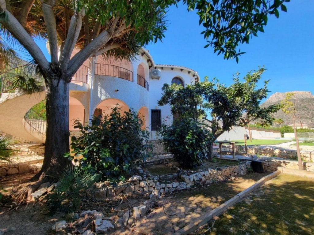 4 bed casa / chalet in Calpe / Calp