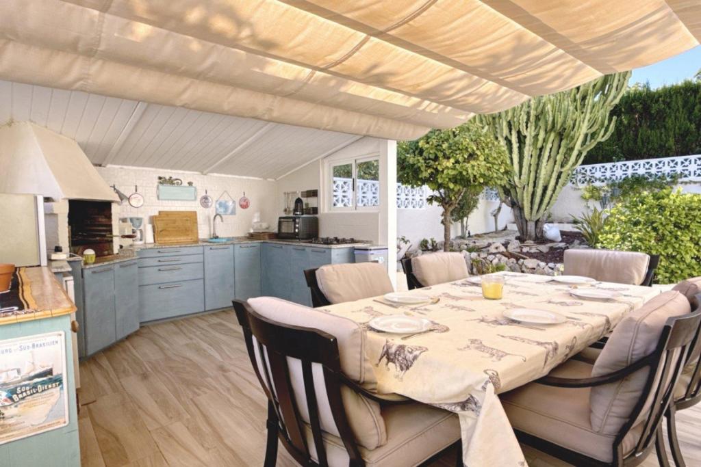 3 bed villa in Moraira