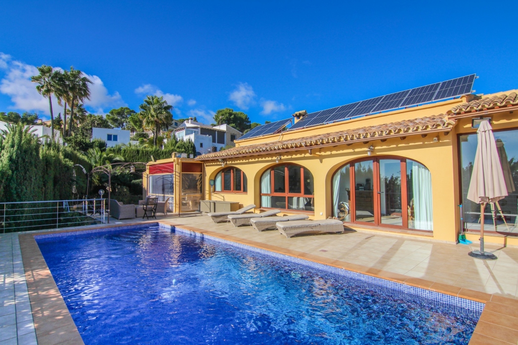 7 bed villa in Moraira
