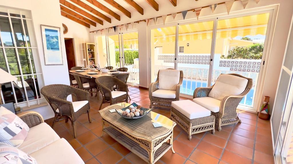 6 bed villa in Moraira