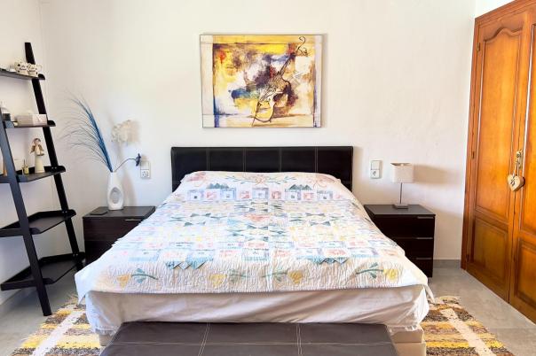 6 bed villa in Moraira