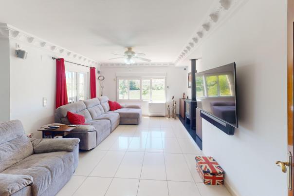 6 bed villa in Moraira