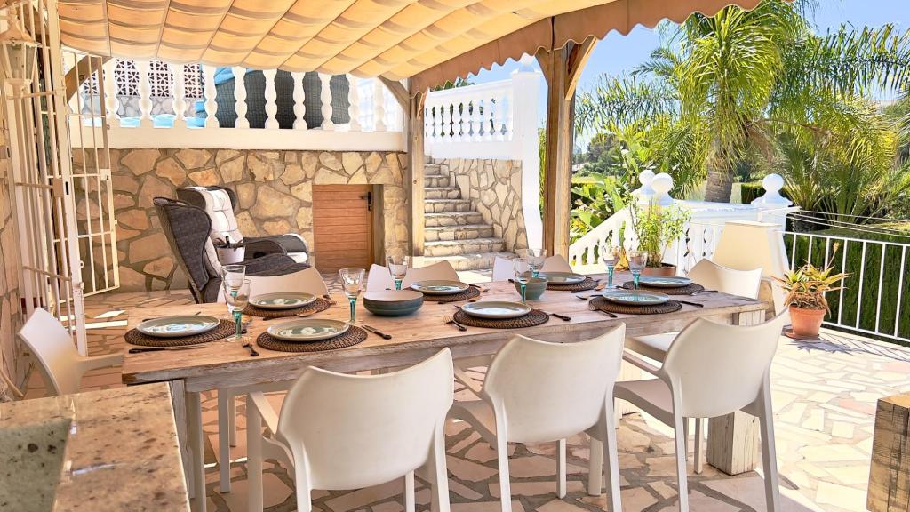 6 bed villa in Moraira