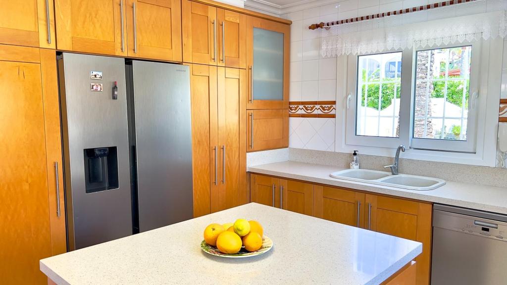 6 bed villa in Moraira