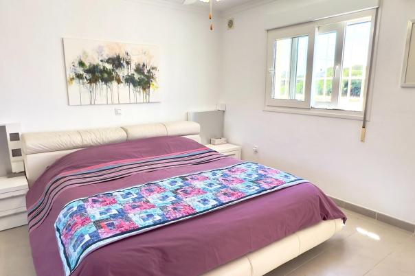 6 bed villa in Moraira