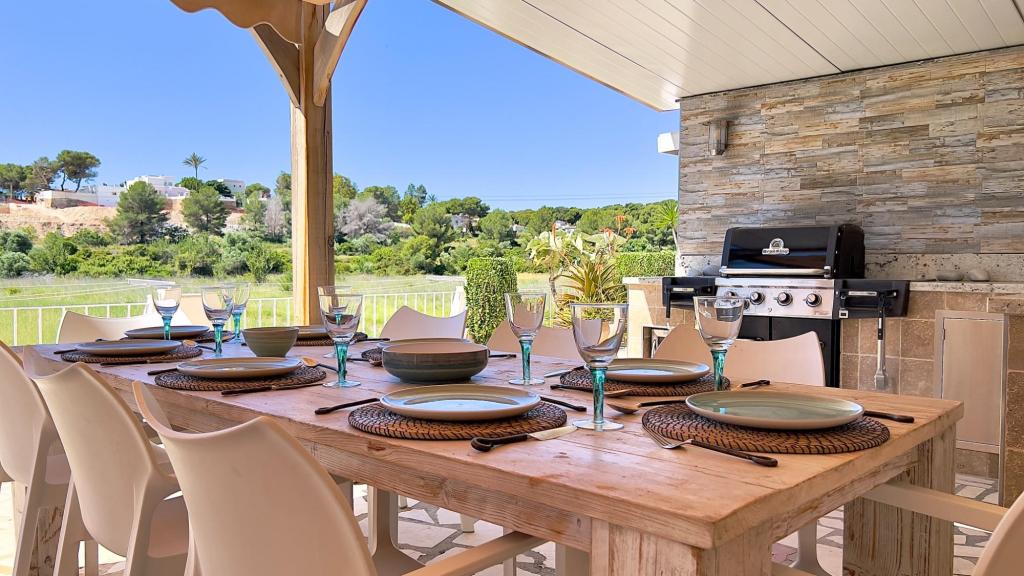 6 bed villa in Moraira