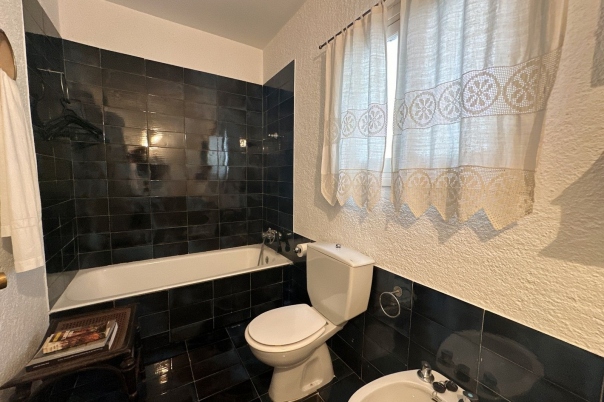 6 bed town_house in Benissa