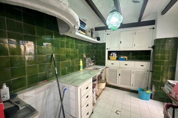 6 bed town_house in Benissa