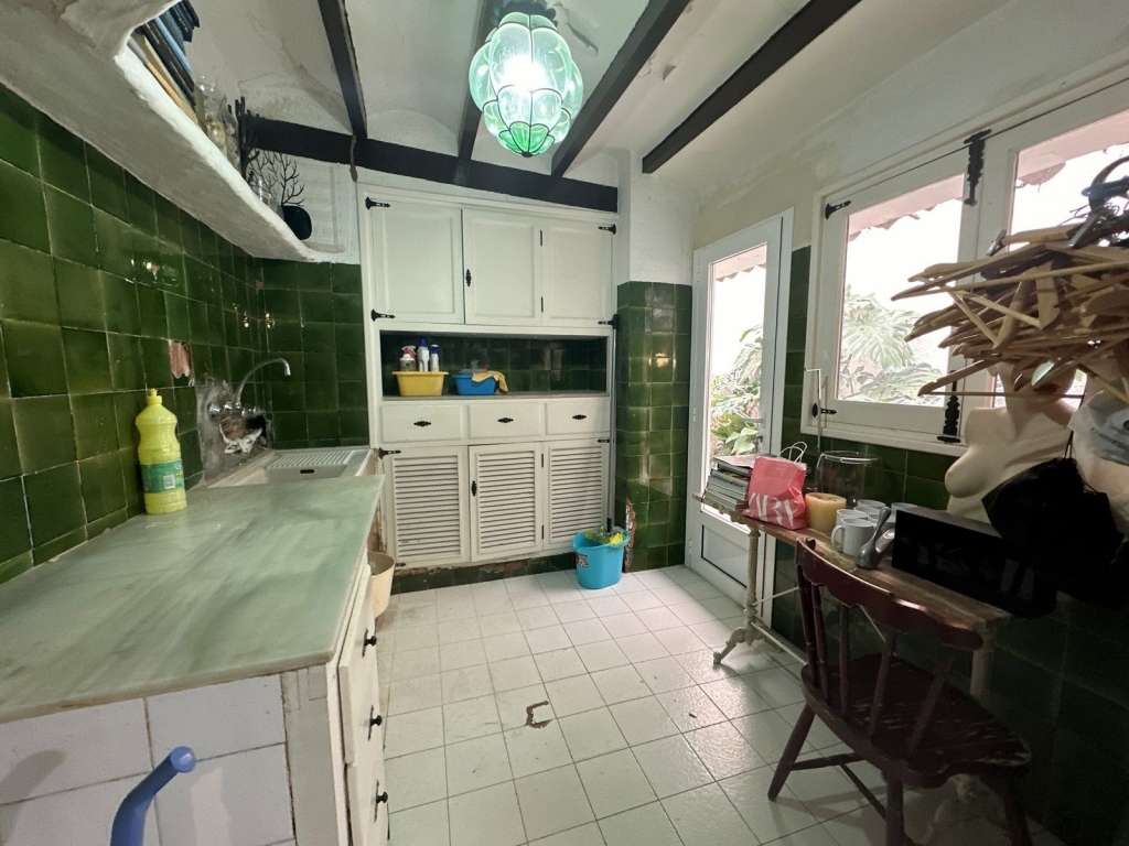 6 bed town_house in Benissa