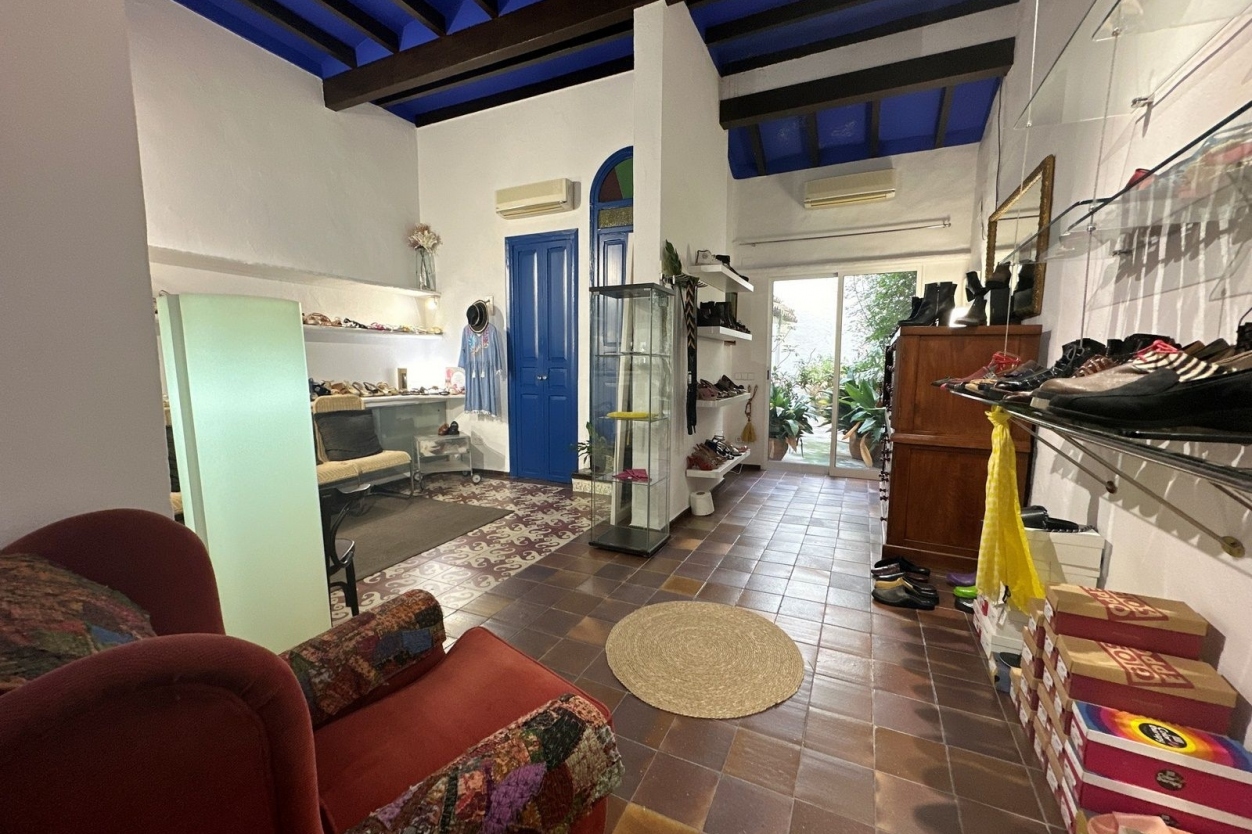 6 bed town_house in Benissa