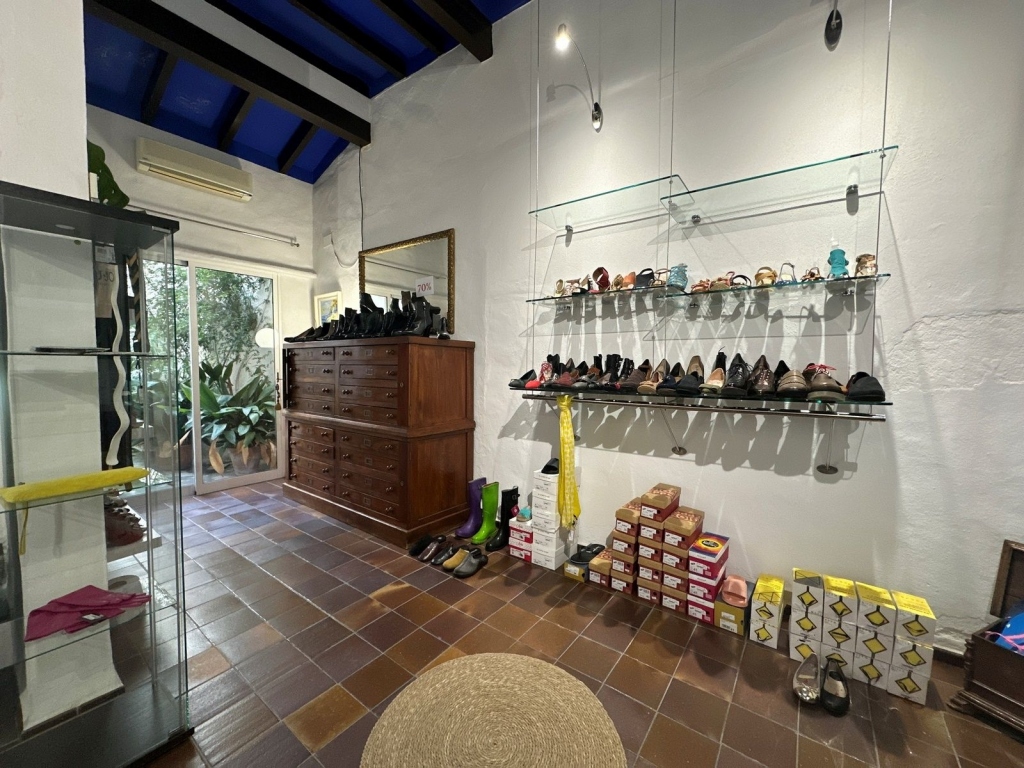 6 bed town_house in Benissa