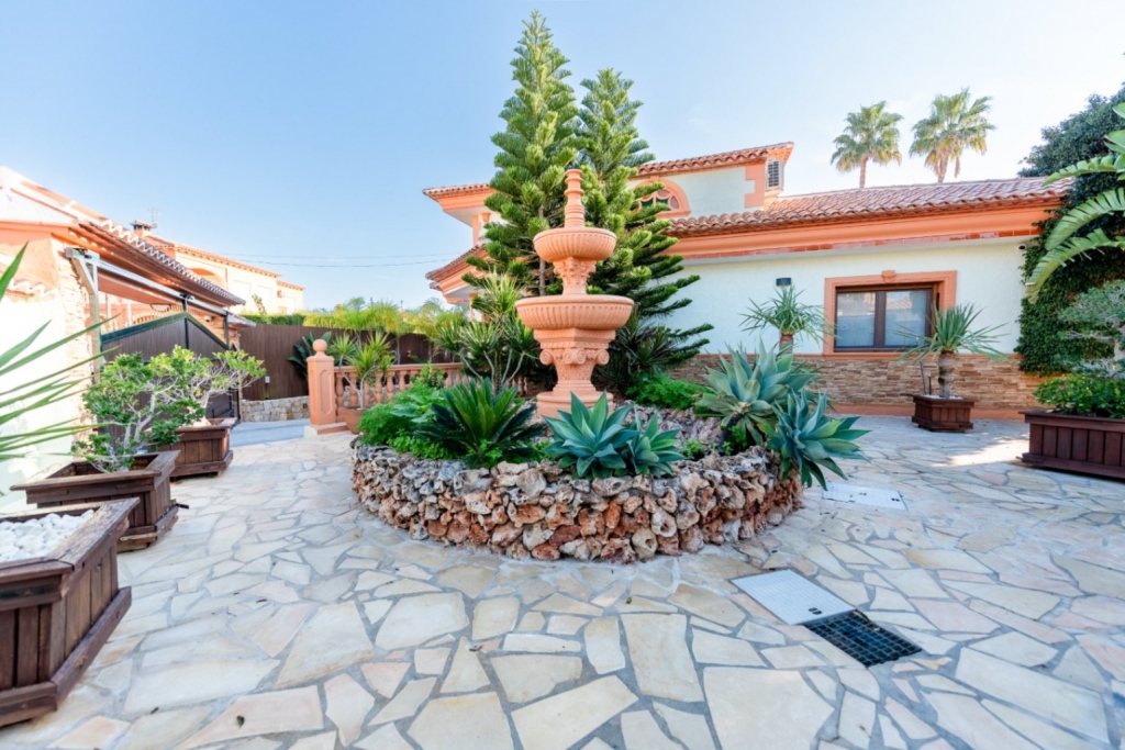 4 bed villa in Calpe