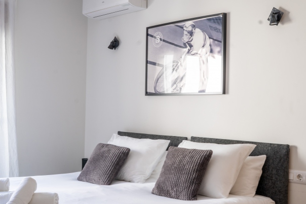 5 bed commercial in Javea