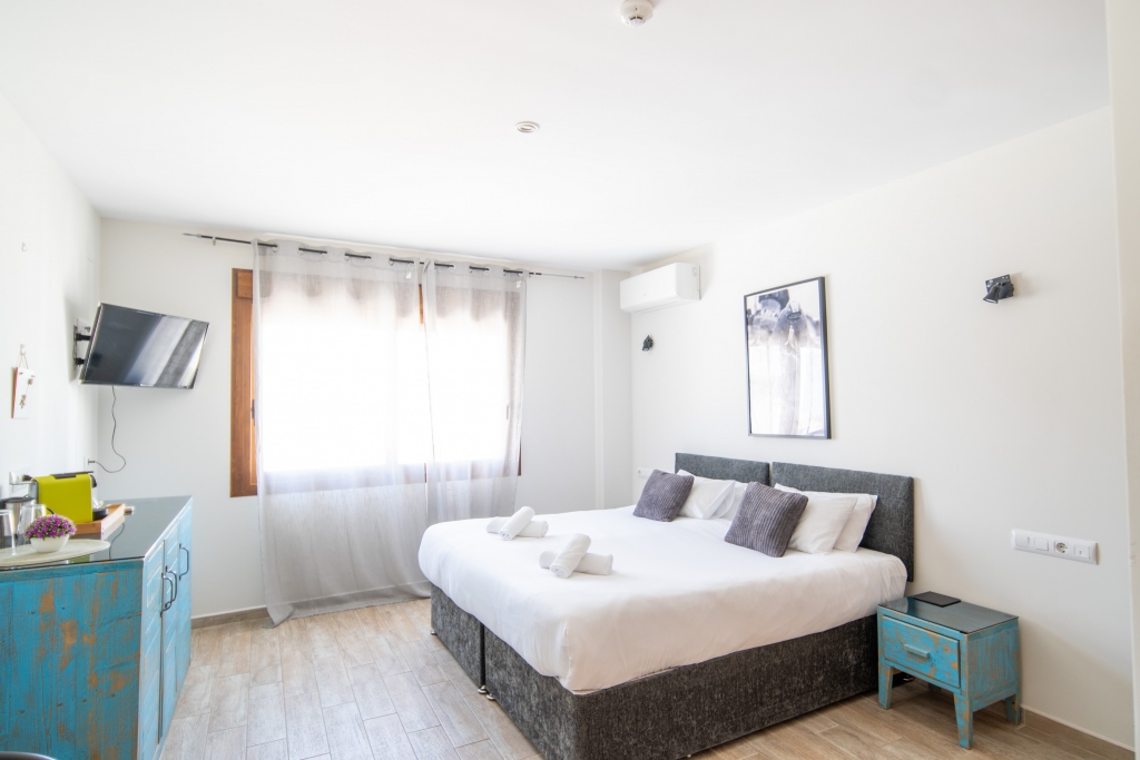 5 bed commercial in Javea