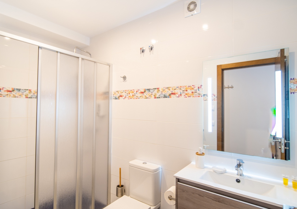 5 bed commercial in Javea