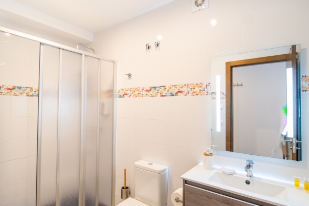 5 bed commercial in Javea