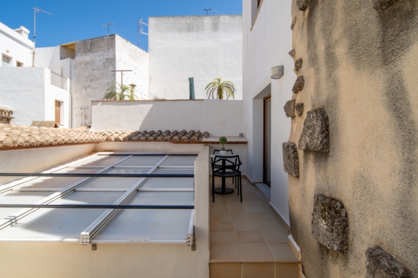 5 bed commercial in Javea