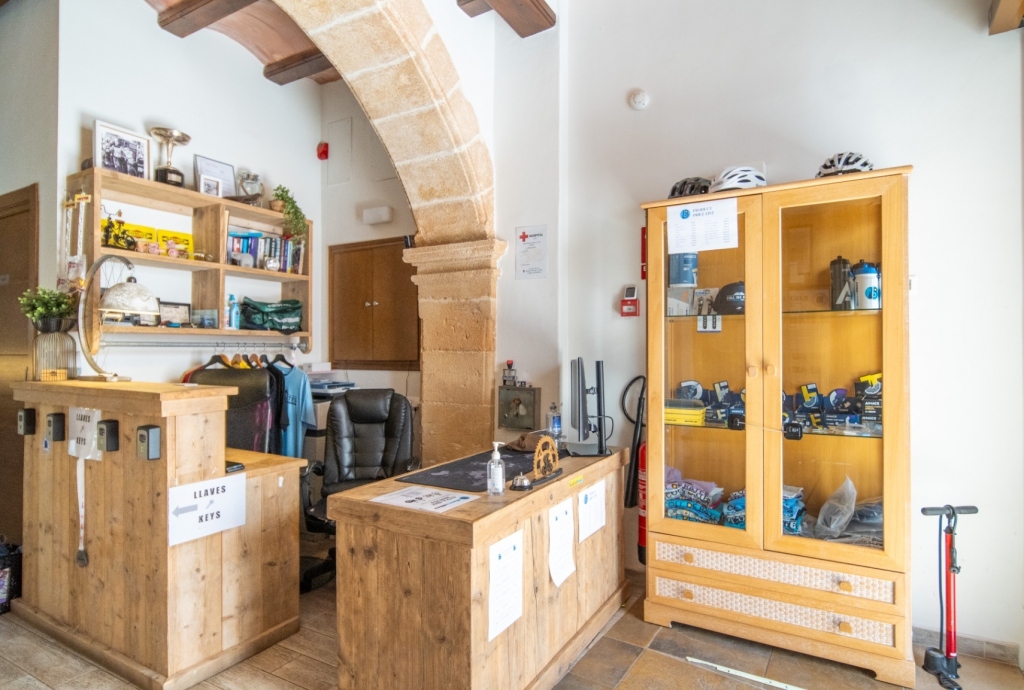 5 bed commercial in Javea