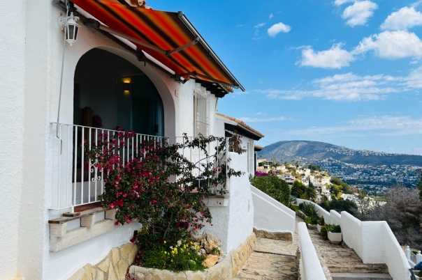 2 bed villa in Moraira