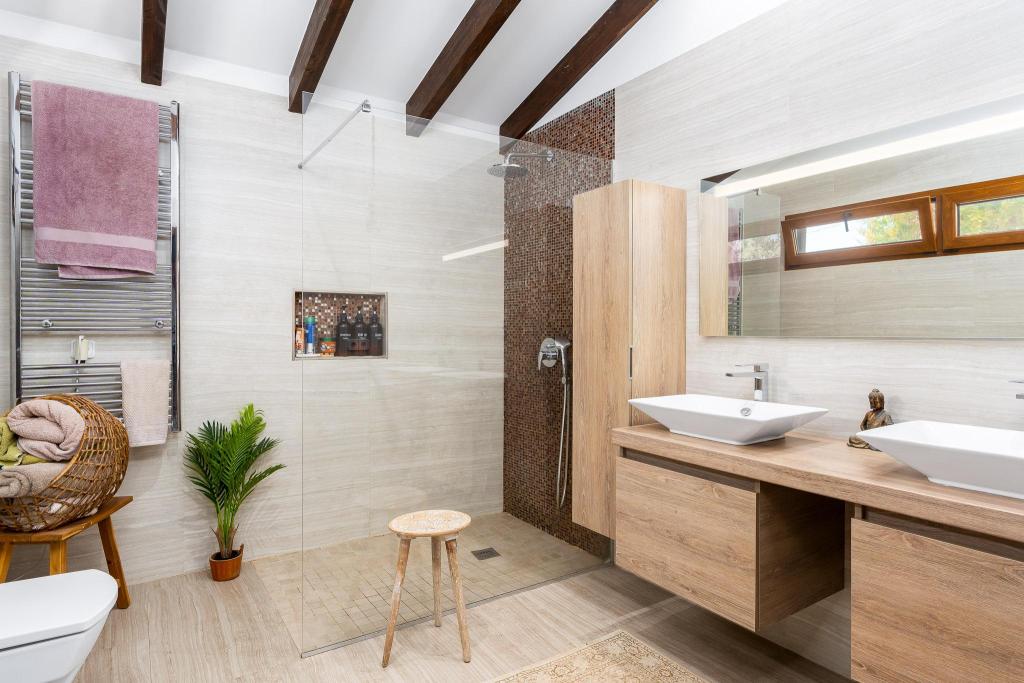 5 bed villa in Alfaz del Pi