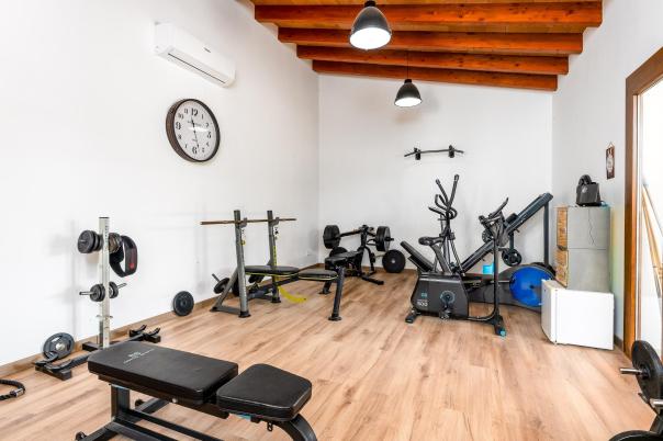 5 bed villa in Alfaz del Pi