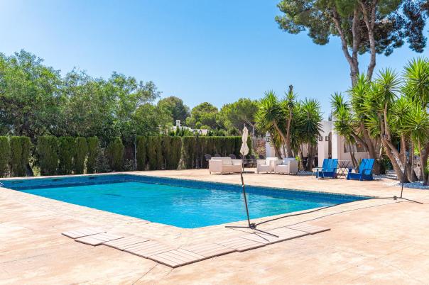 5 bed villa in Alfaz del Pi