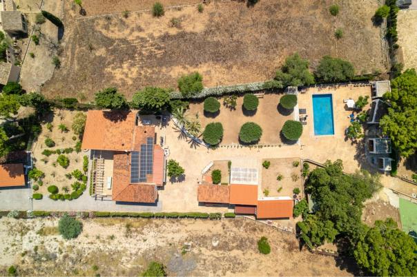 5 bed villa in Alfaz del Pi