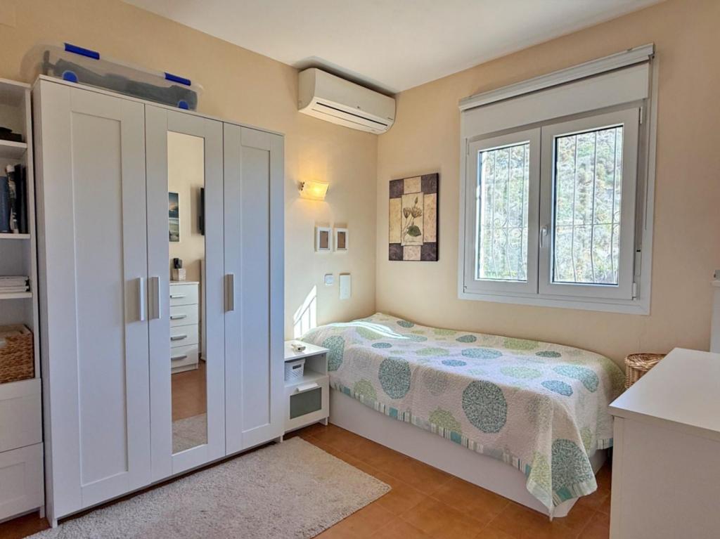 2 bed apartment in Moraira