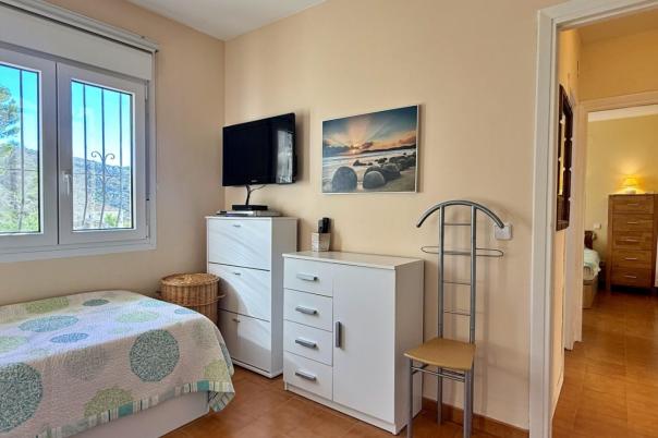 2 bed apartment in Moraira