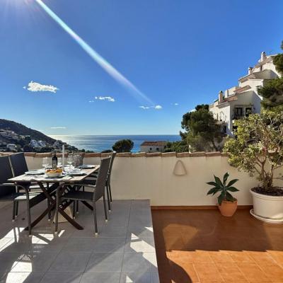 2 bed apartment in Moraira