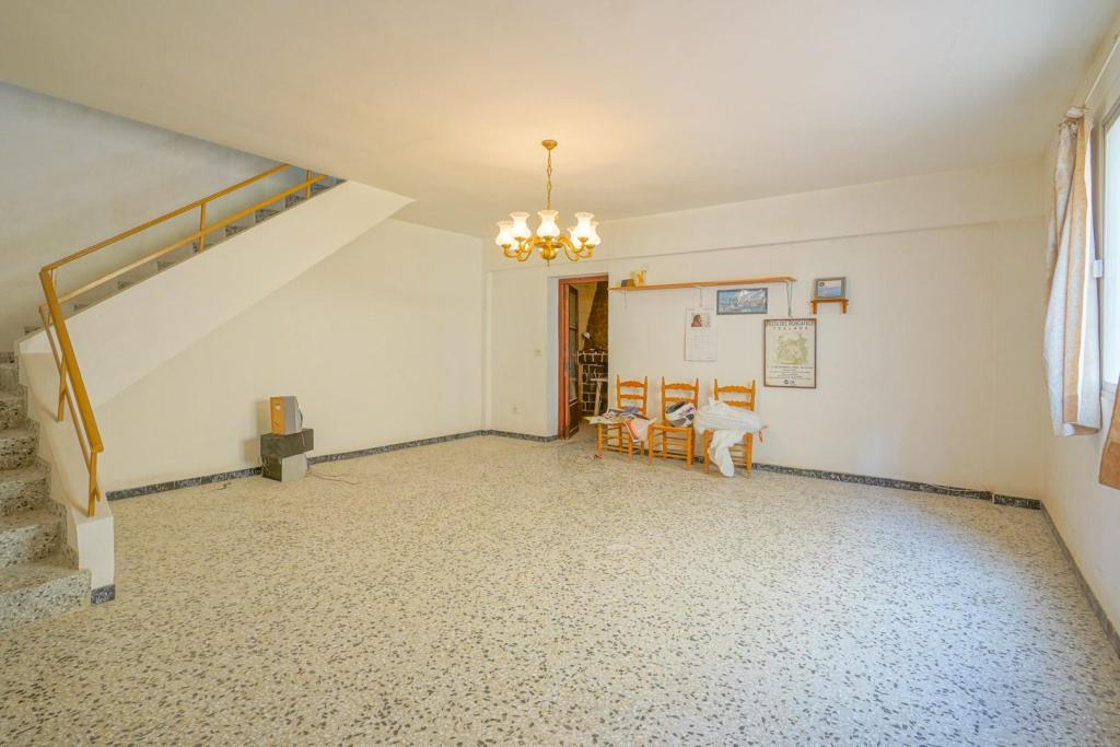 7 bed town_house in Benissa
