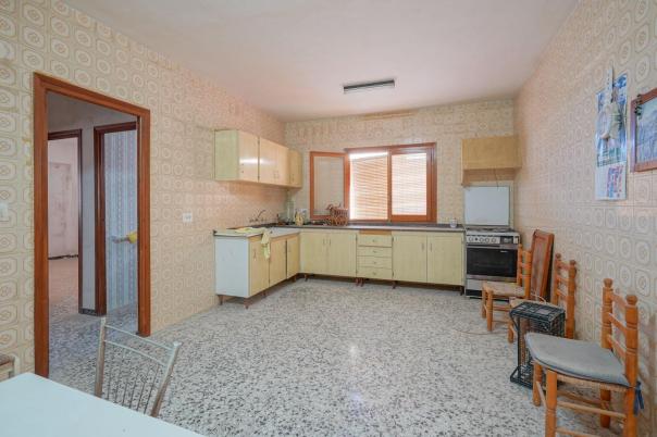 7 bed town_house in Benissa