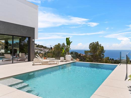 4 bed villa in Altea