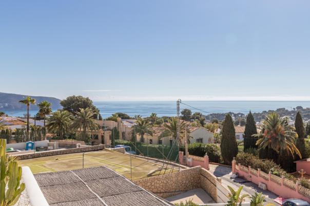 4 bed villa in Moraira