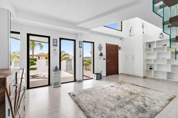 5 bed casa / chalet in Jávea
