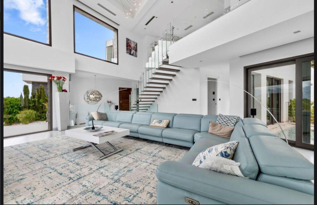 5 bed casa / chalet in Jávea