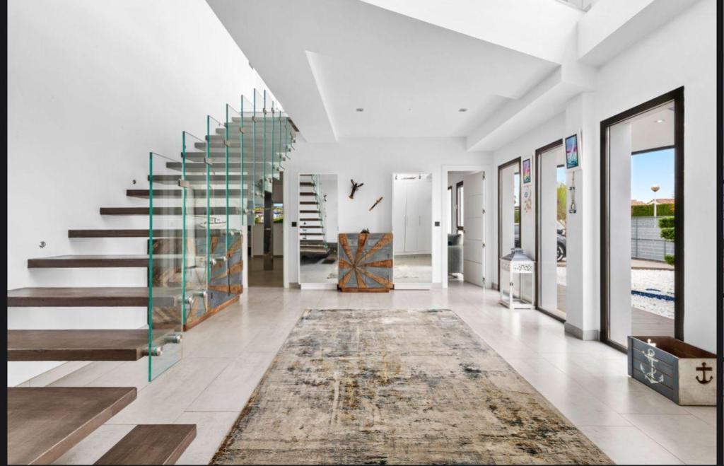 5 bed casa / chalet in Jávea