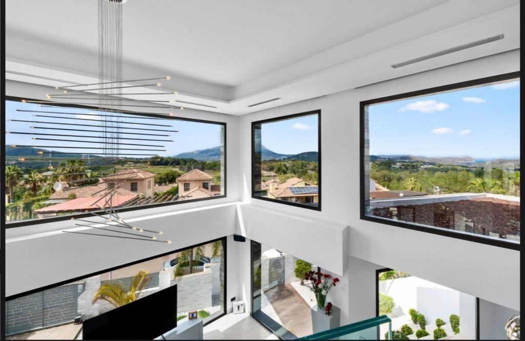 5 bed casa / chalet in Jávea