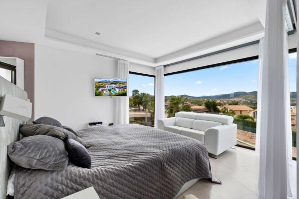 5 bed casa / chalet in Jávea
