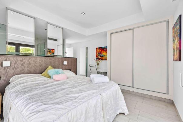 5 bed casa / chalet in Jávea