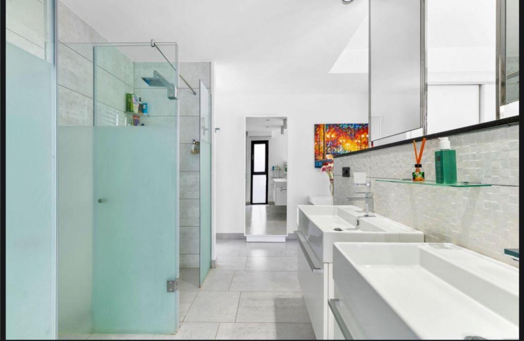 5 bed casa / chalet in Jávea