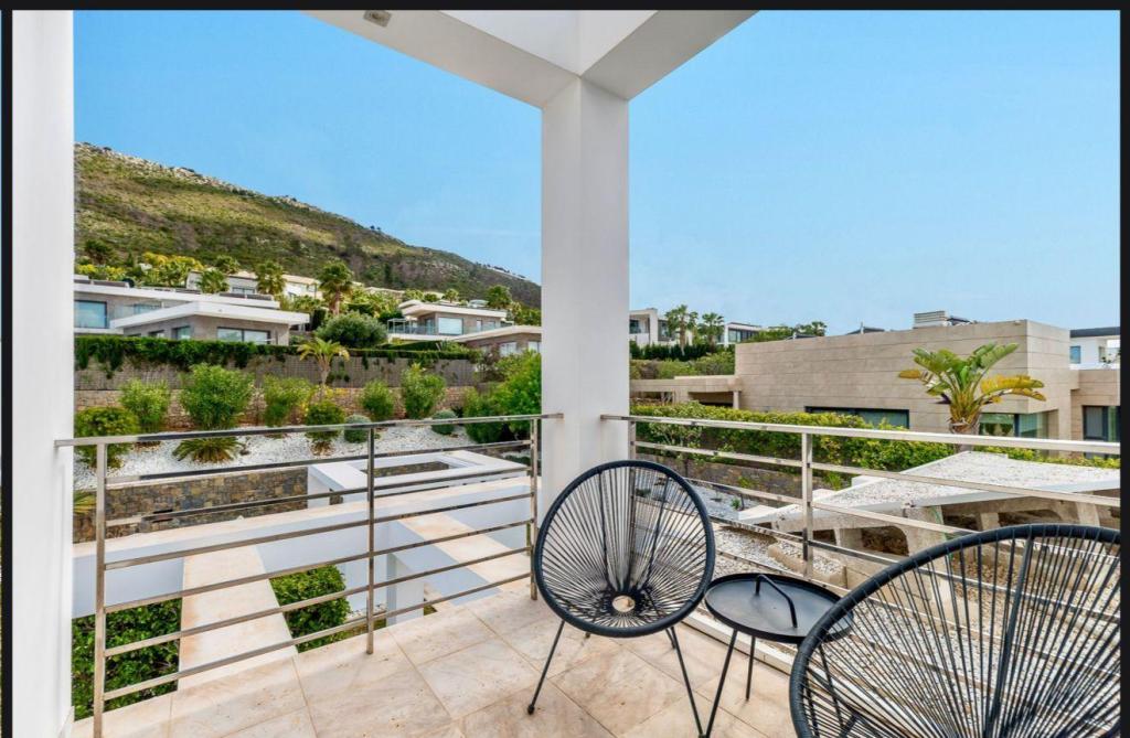 5 bed casa / chalet in Jávea