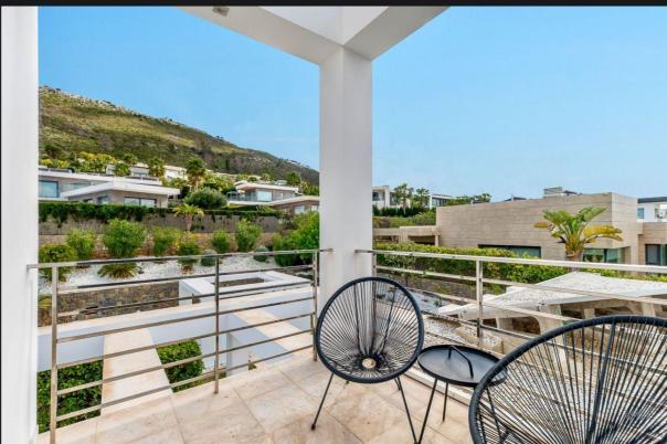 5 bed casa / chalet in Jávea
