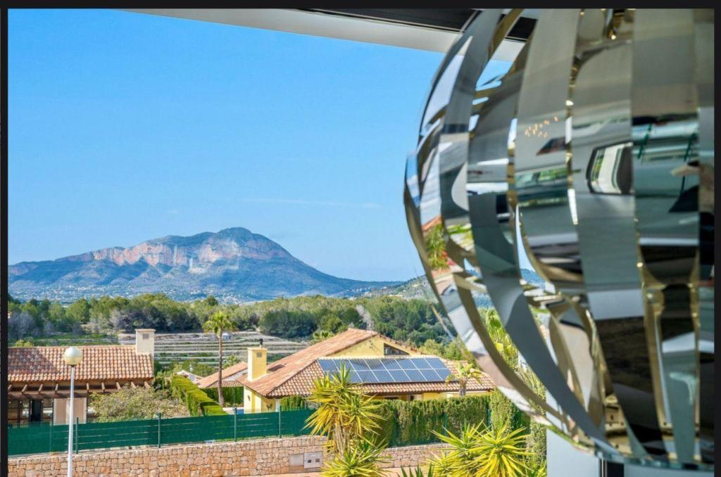 5 bed casa / chalet in Jávea