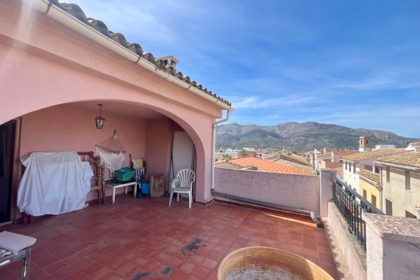 5 bed town_house in Orba
