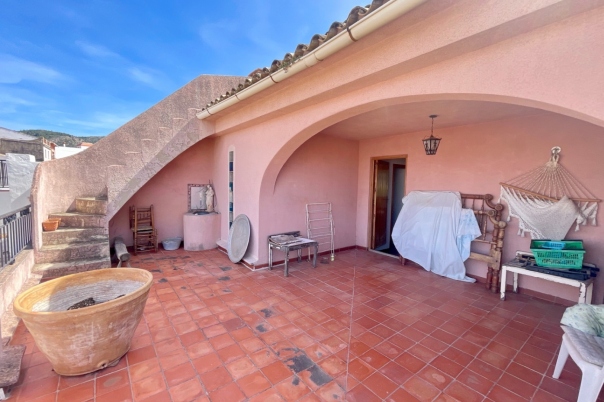 5 bed town_house in Orba